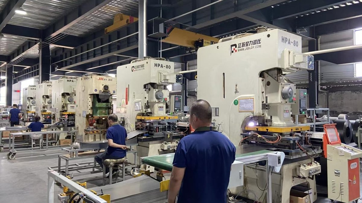 Automated stamping workshop and CNC machinery for steel furniture production in Luoyang